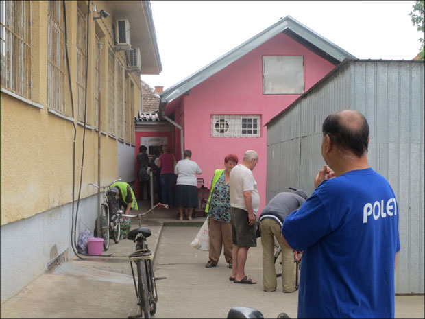 Параћин: Топли оброк редовно и лети 